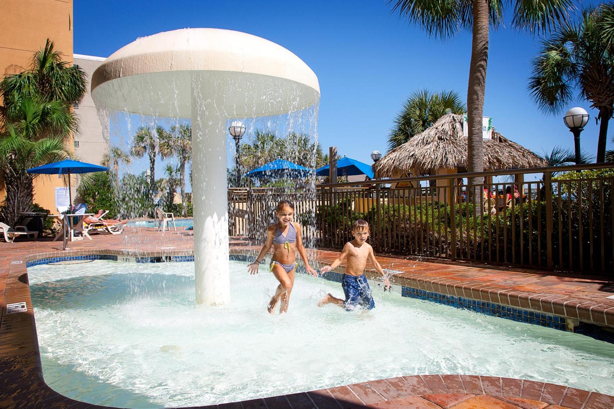 Holiday Pavilion Resort On The Boardwalk Миртъл Бийч Екстериор снимка