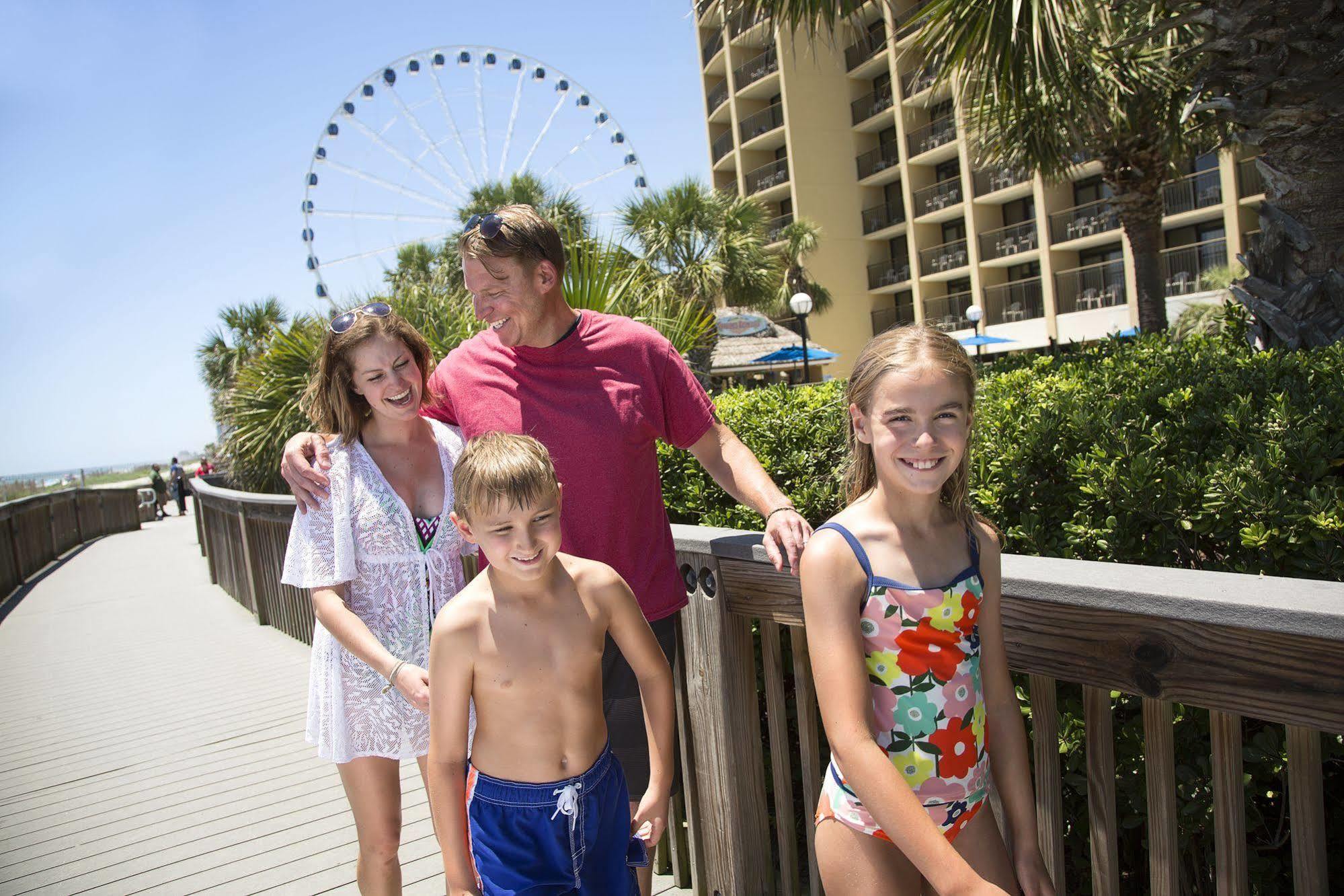 Holiday Pavilion Resort On The Boardwalk Миртъл Бийч Екстериор снимка